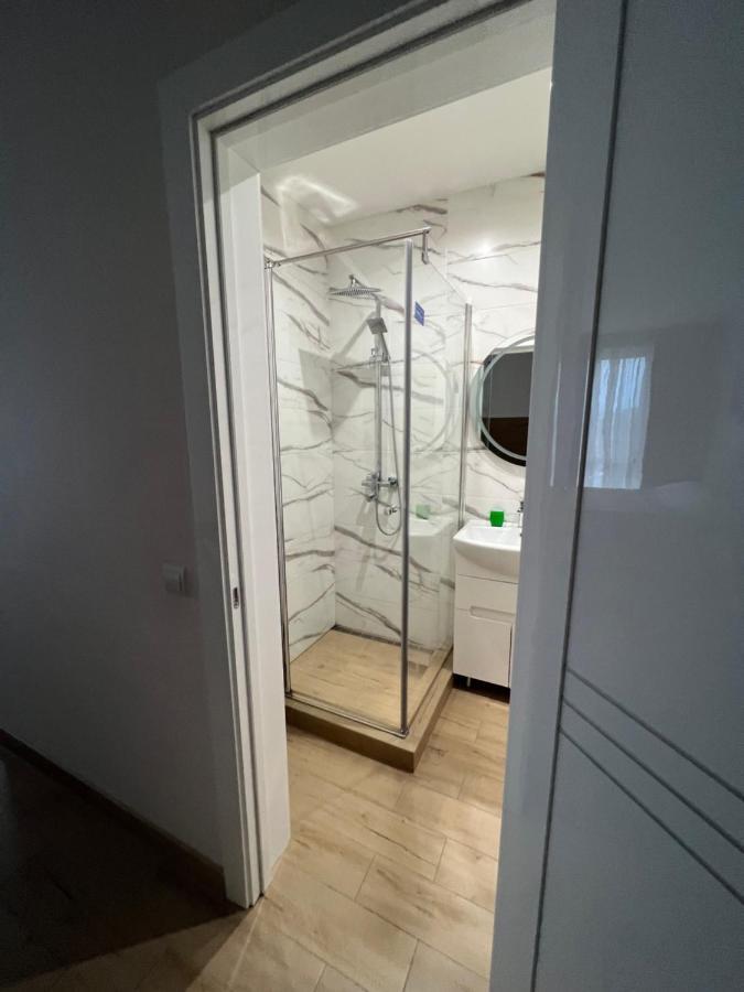 Жк «Сонячний Квартал» Apartment โซโลไชน์ ภายนอก รูปภาพ
