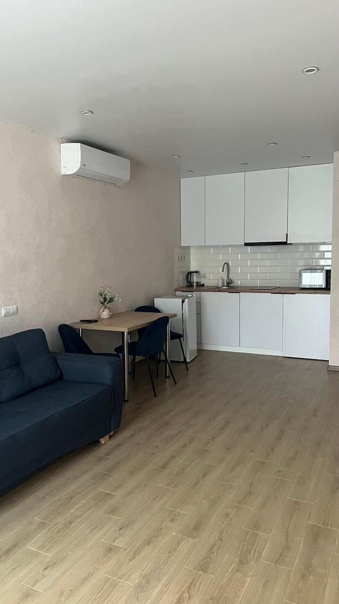 Жк «Сонячний Квартал» Apartment โซโลไชน์ ภายนอก รูปภาพ