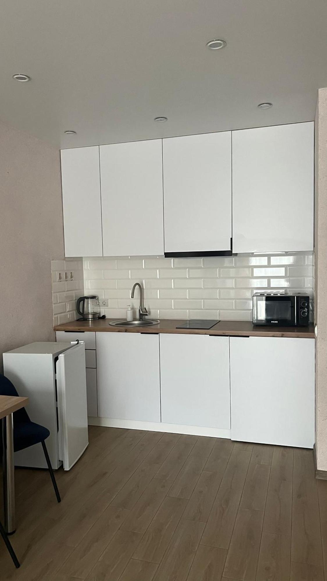 Жк «Сонячний Квартал» Apartment โซโลไชน์ ภายนอก รูปภาพ